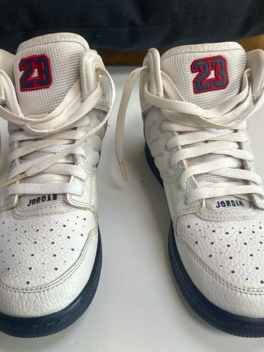 Youth Nike Air Jordan Floght 45 High HS Basketball Shoes Size 5.5
